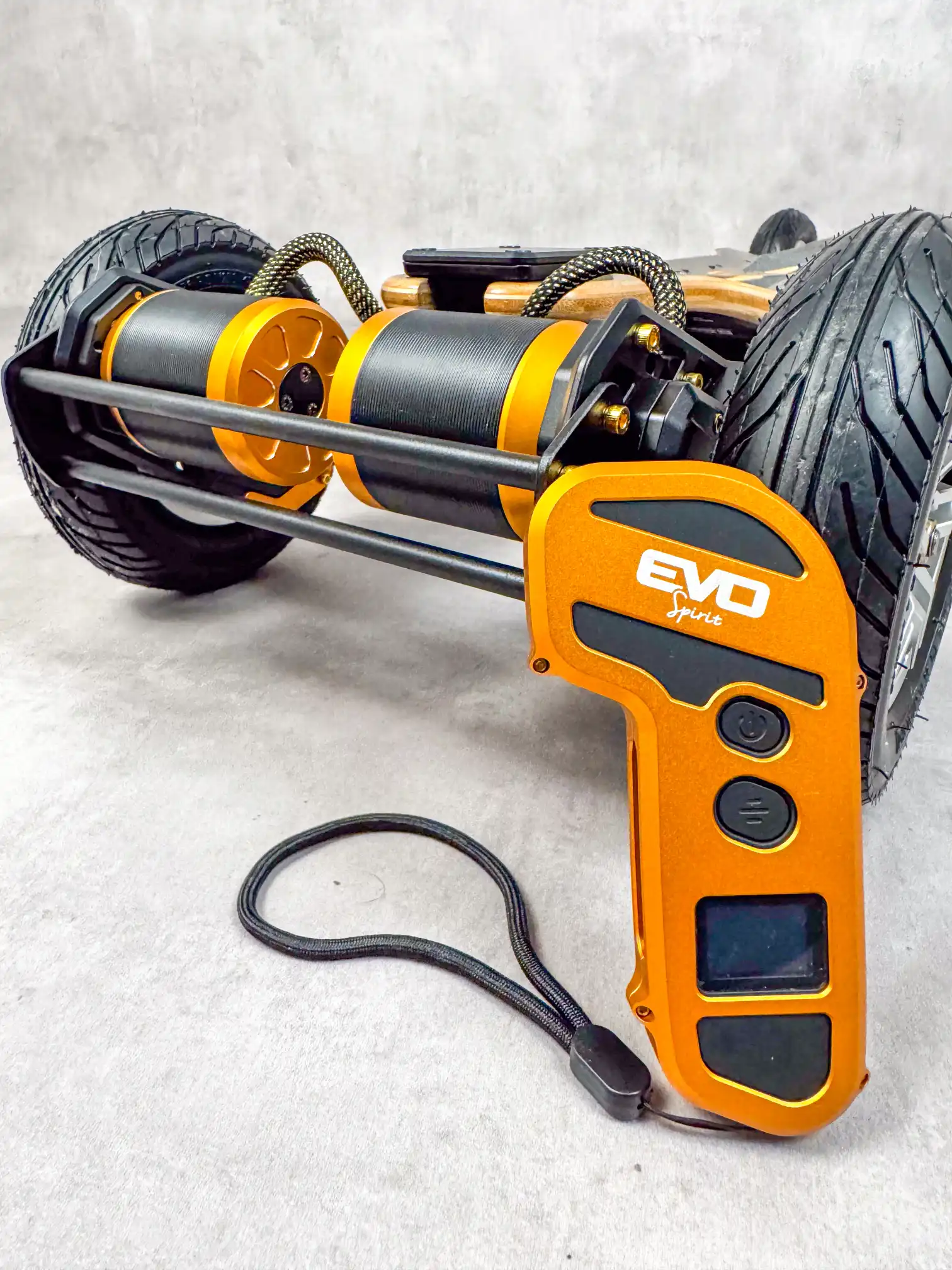 Xplorer V2 Pro fiche technique télécommande moteur